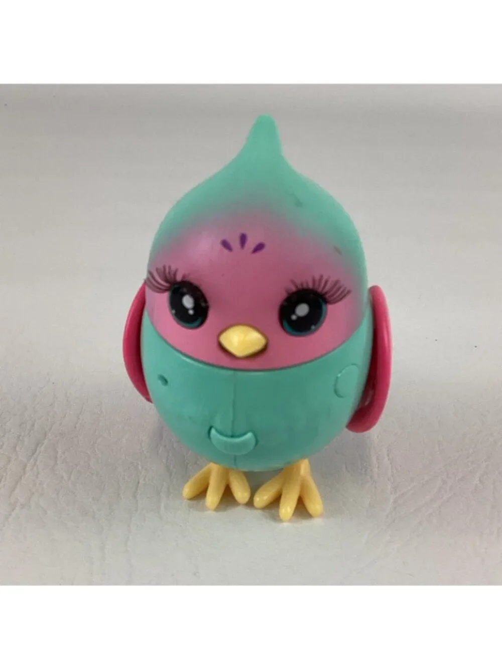 Little Live Pets Lil Bird Pippa Peeps Interactive Pet Figure Sounds Singing Toy